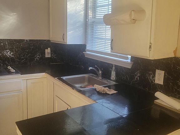 2nd image of 348 Kelsey Ave
