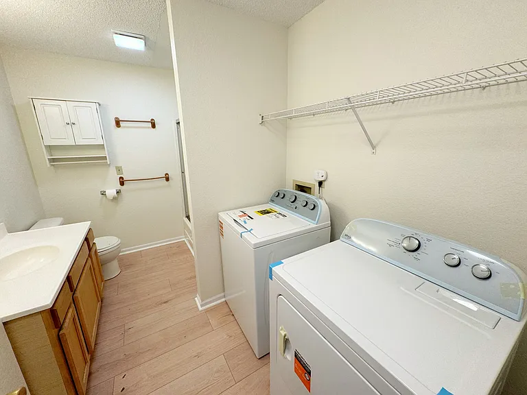 1505 W 8th Street Ter — Photo 3