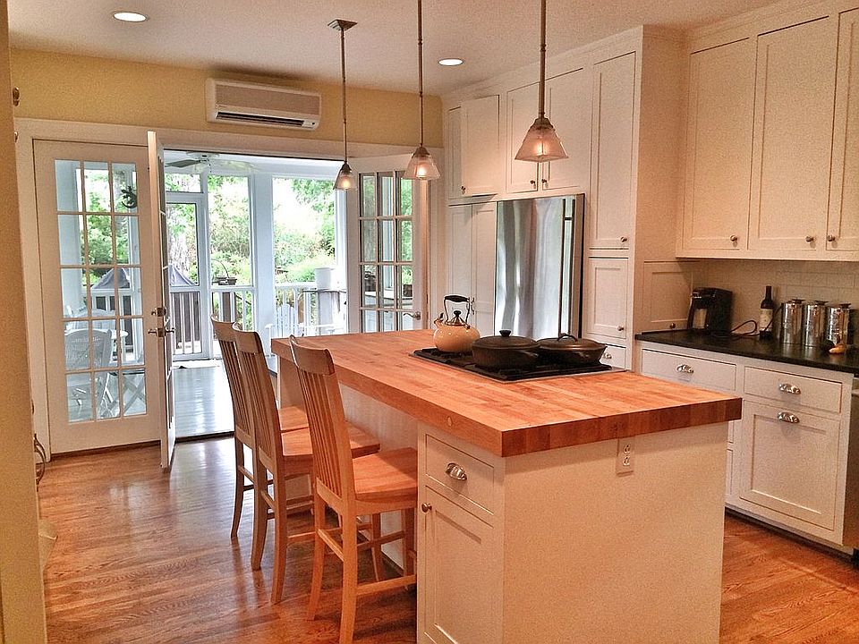 Bright, airy kitchen