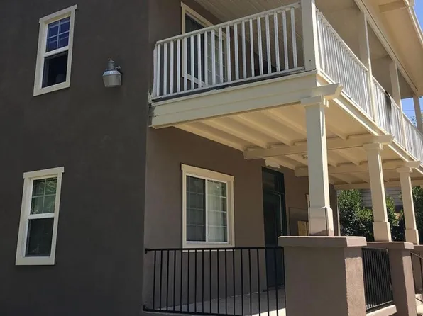 402 S Canyon Blvd APT 4, Monrovia, CA 91016