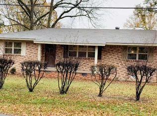 205 E Academy St, Lonoke, AR 72086