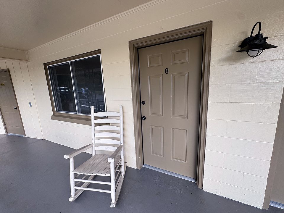 1st image of 1595 Soco Rd APT 8