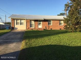 111 Sheffield Rd, Jacksonville, NC 28546