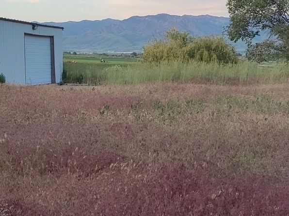 365 E Main St, Trenton, UT 84338
