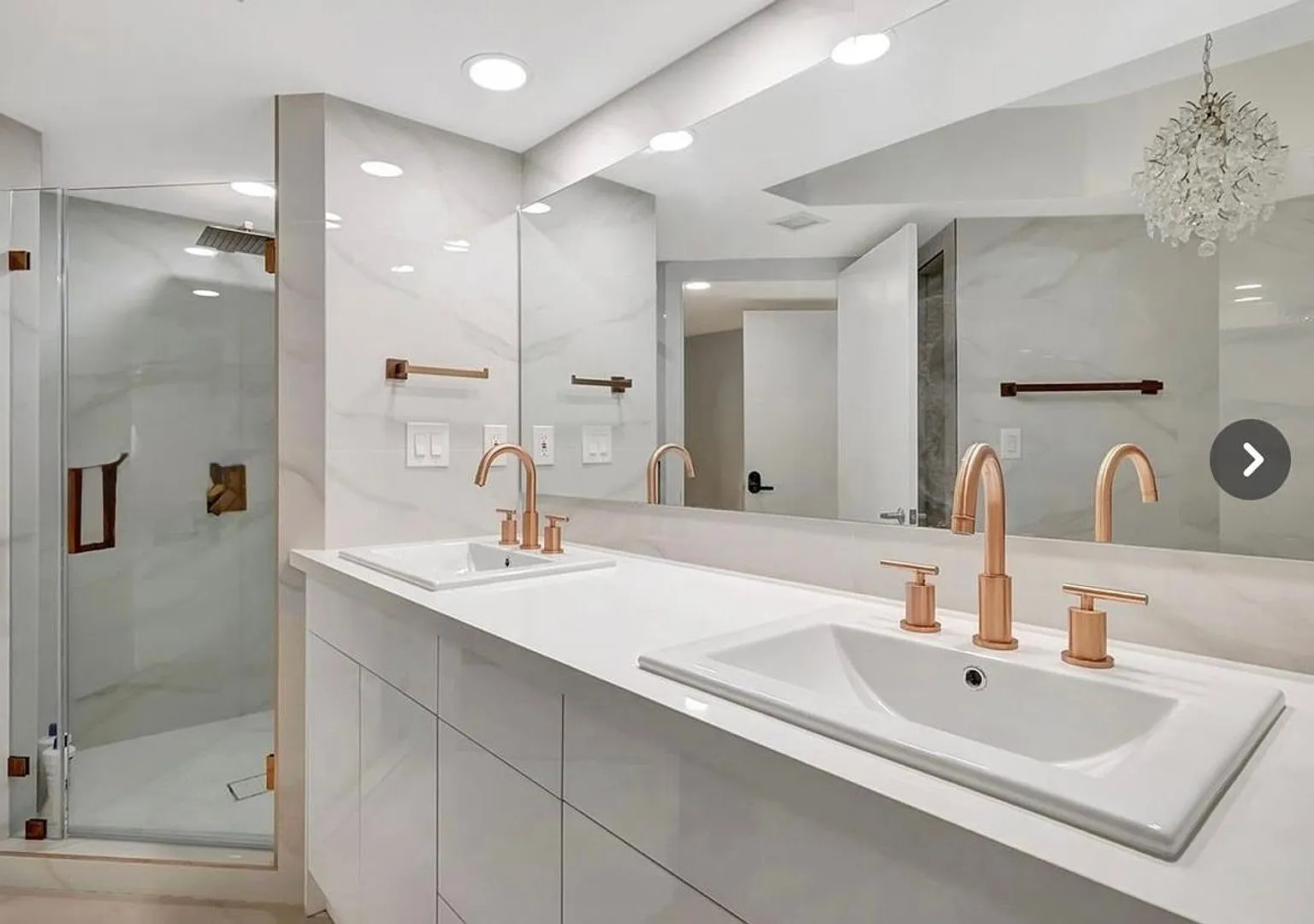 Spacious 2-Bed, 2-Bath Condo in the Heart of Sunny Isles Beach — Photo 4