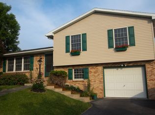 104 Matthew Cir, State College, PA 16801