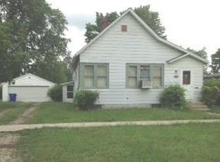 139 Walnut St, Butler, IN 46721