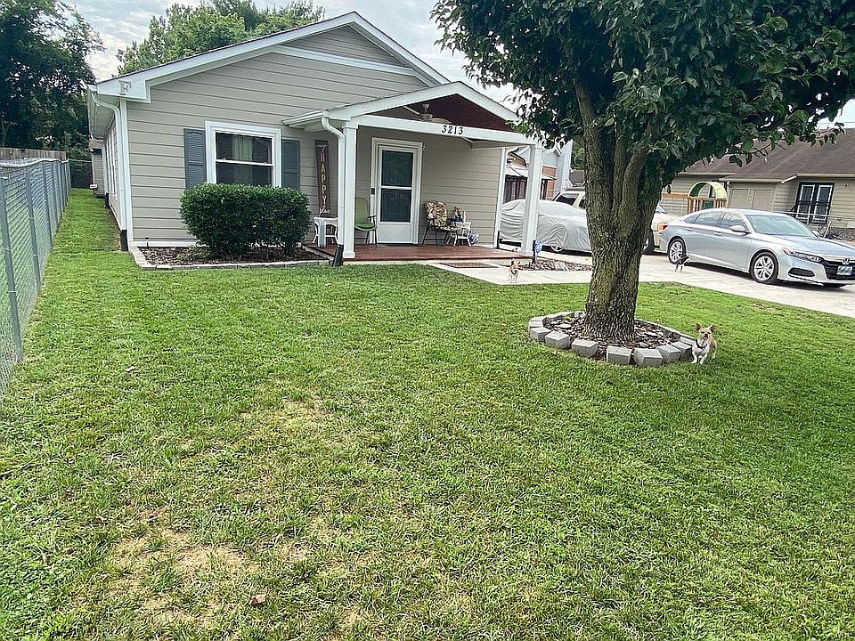 1st image of 3213 Woodstock Dr