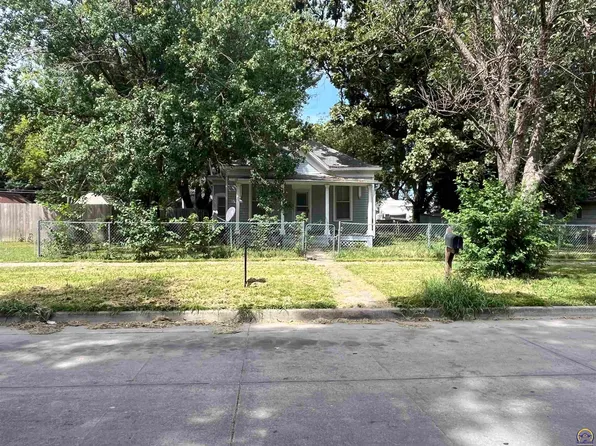 509 Sylvan St, Emporia, KS 66801