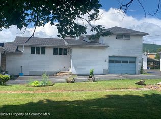 1104 Myers Ave, Peckville, PA 18452