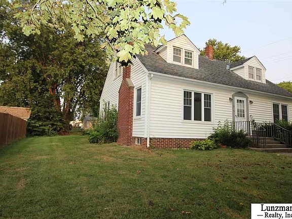 2nd image of 1816 L St