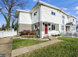 10644 Maple St, Fairfax, VA 22030