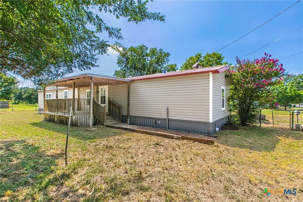 101 S Harrison St — Photo 1