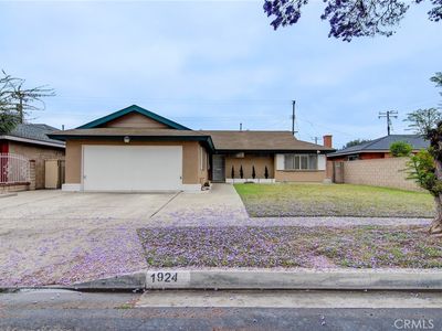 1924 W Secrest Way, Santa Ana, CA, 92704