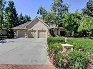 5377 N Cattail Way, Garden City, ID 83714