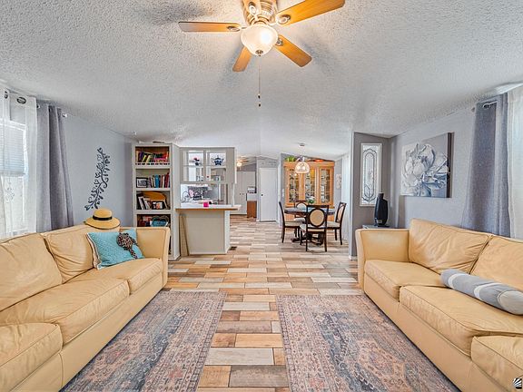 3rd image of 28289 E Boris St