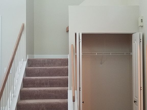 5th image of 1404 Diamond Dr