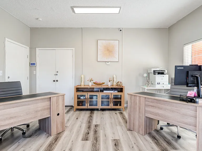 Paso Norte Apartments — Photo 9