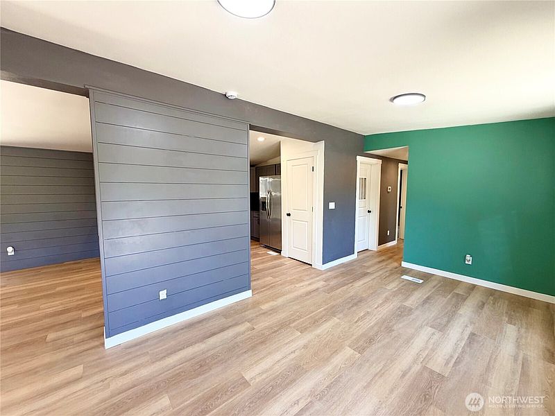 5th image of 6589 NE Center Street