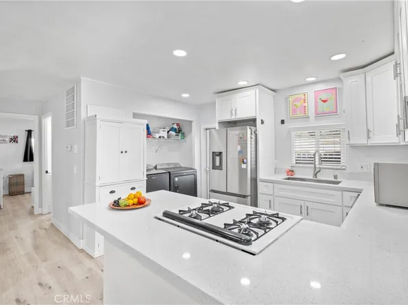 17086 Esperanza Dr, Perris, CA 92570