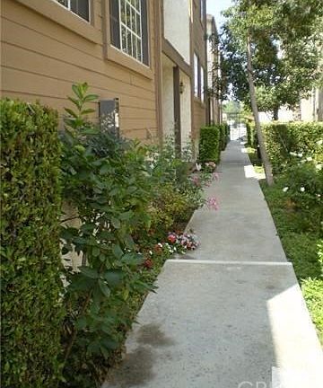 3rd image of 7658 N Topanga Canyon Blvd #107