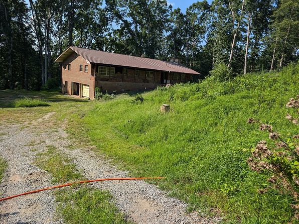 6135 Reives Rd