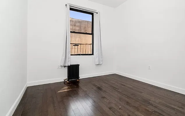 Rented by Compass | media 13