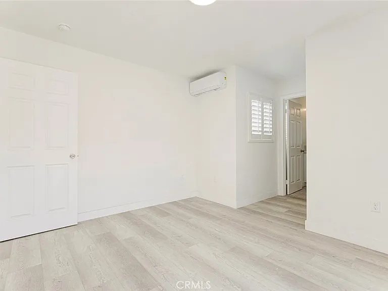 1307 E Acacia — Photo 18