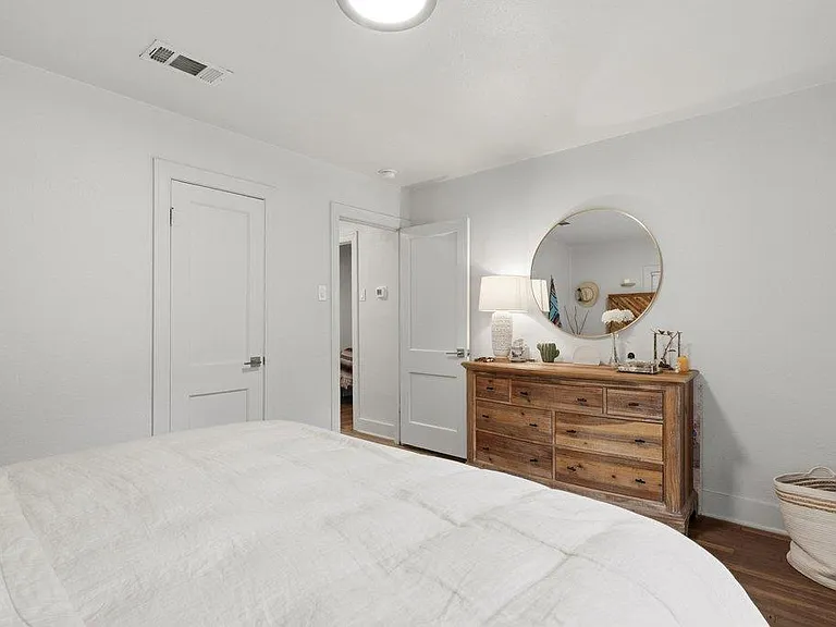 5206 Duval St — Photo 16