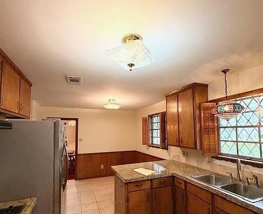 4th image of 3608 Gingerbread Rd