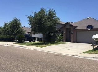 618 Patrick Henry Dr, Laredo, TX 78046