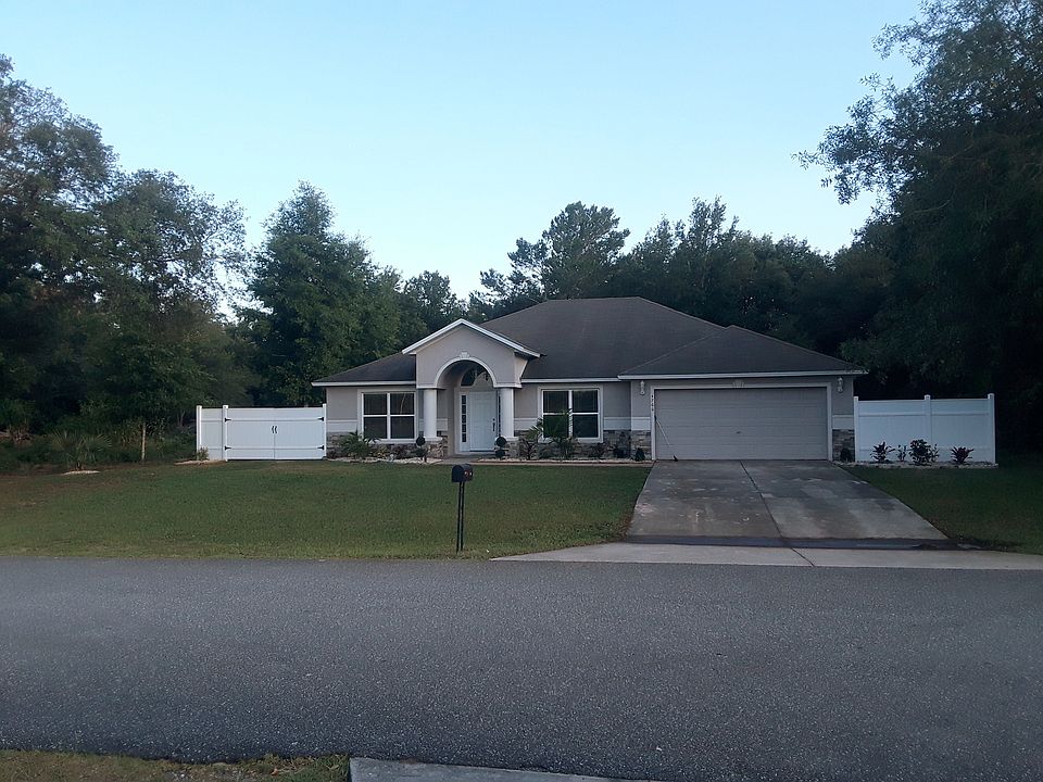2nd image of 4766 SW 142nd Place Rd