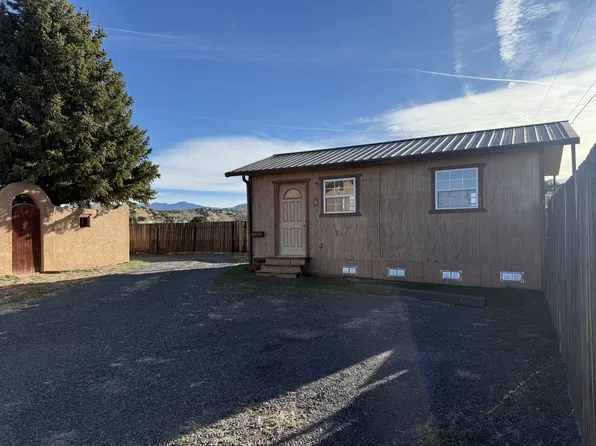 11 Calle De Familia Unit C, Santa Fe, NM 87508