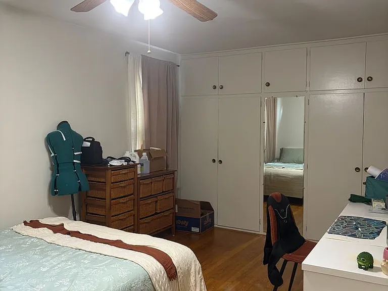 2410 Jefferson St — Photo 9