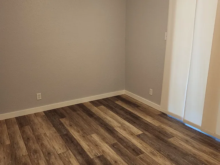 1807 Harbor Dr #D — Photo 7