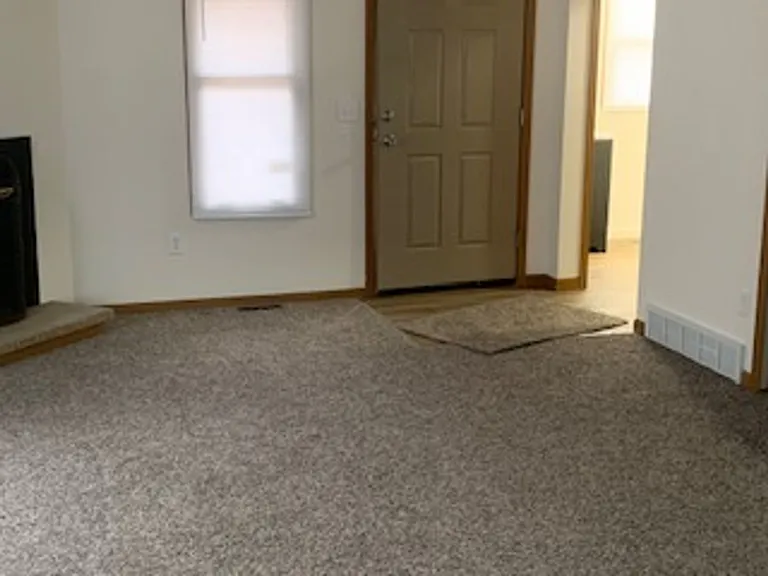 1027 Valley Side Dr #1029 — Photo 7