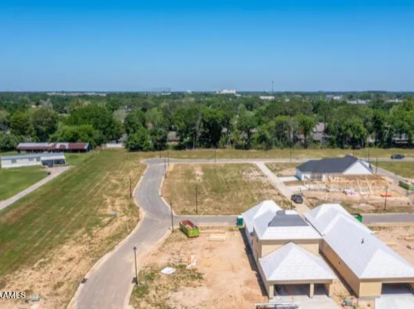 215 Porch View Ln, Lafayette, LA 70508