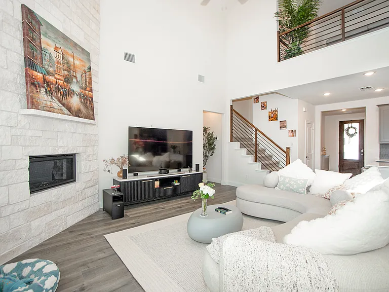 3813 Oldham Rd — Photo 7