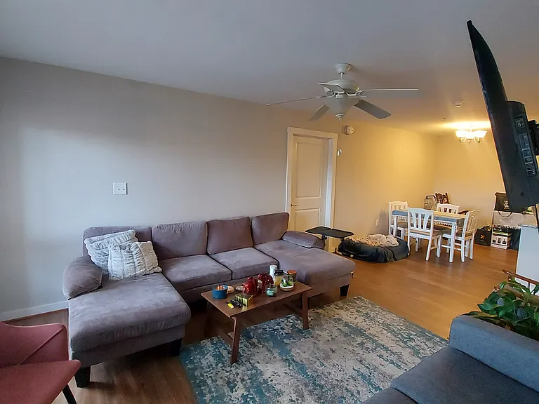 3408 Briarcliff Dr #E — Photo 3