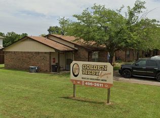 709 W Witt St, Wolfe City, TX 75496
