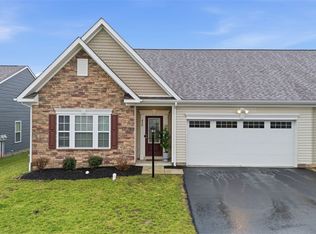 430 Dana Dr, New Kensington, PA 15068