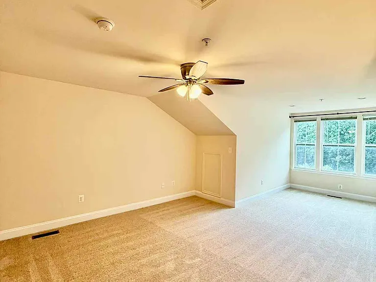 11918 Weybridge Ln — Photo 40