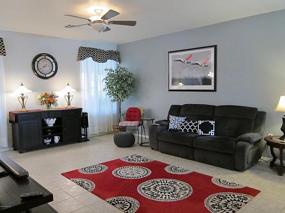 4th image of 2631 Leawood Loop