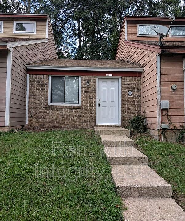 1st image of 2113 Sandpiper St