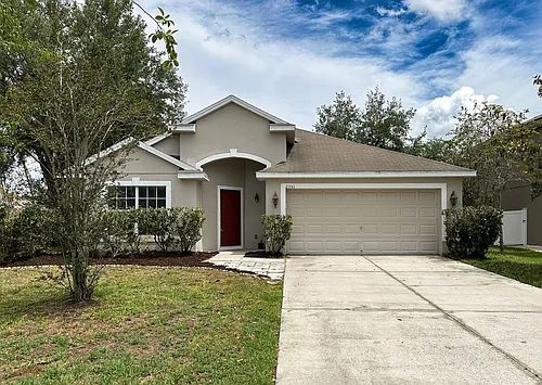 2351 Holly Pine Cir Photo 1