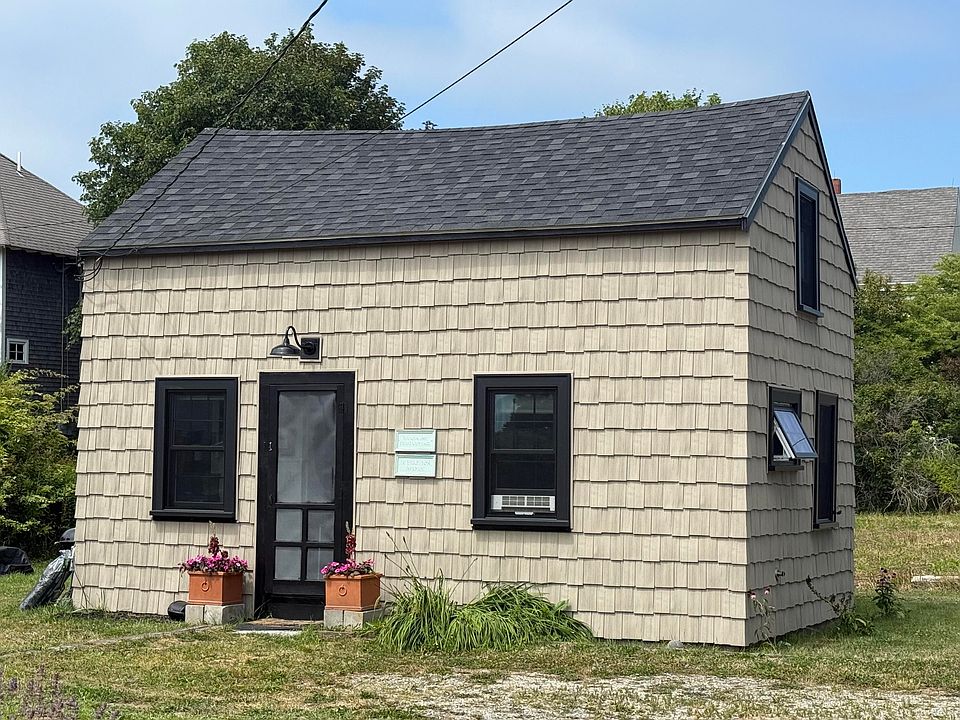 1st image of 10 Brighton Avenue
