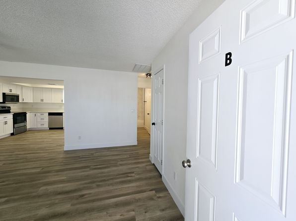1083 E Calvada Blvd APT B