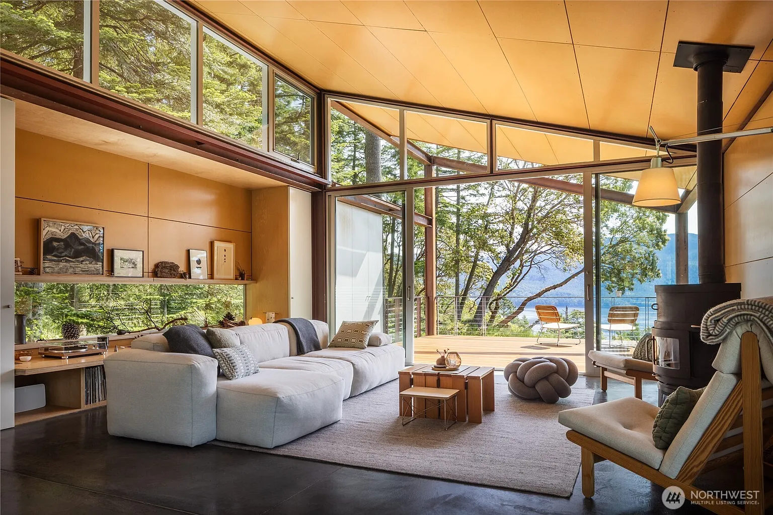 271 Blanc Road photo 1