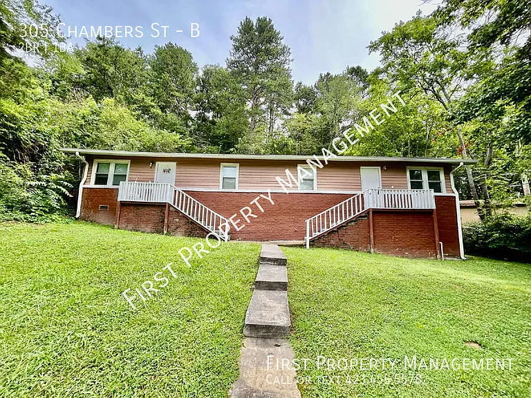 305 Chambers St #B — Photo 12