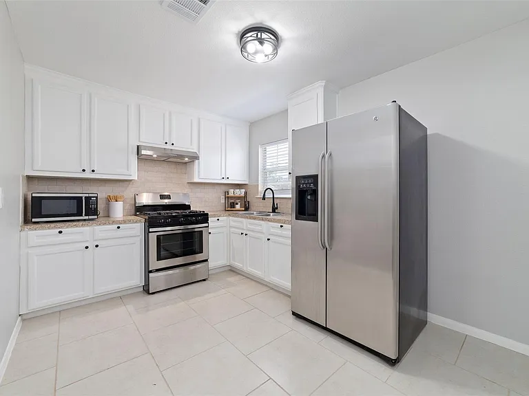 617 Frisco St — Photo 10